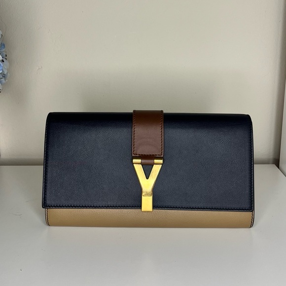 Yves Saint Laurent Handbags - Yves Saint Laurent Black and Tan Clutch